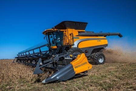 Valtra lança novo modelo de colheitadeira classe 7 na 16ª Expodireto Cotrijal Valtra lança novo modelo de colheitadeira classe 7 na 16ª Expodireto Cotrijal